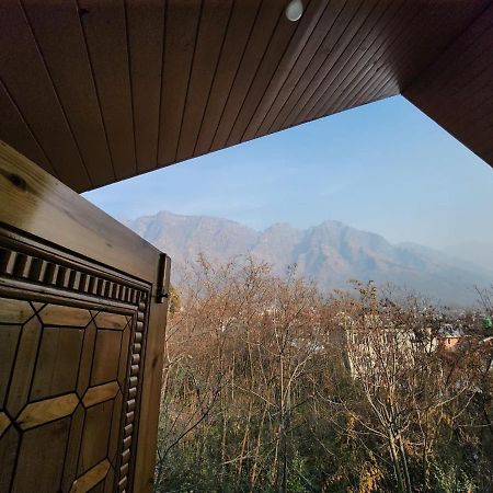 Srinagar Group Of Hotels Srīnagar Exterior foto